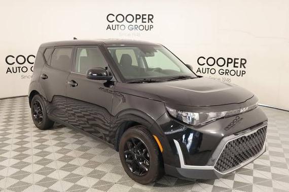 KIA SOUL 2023 KNDJ23AU2P7894523 image