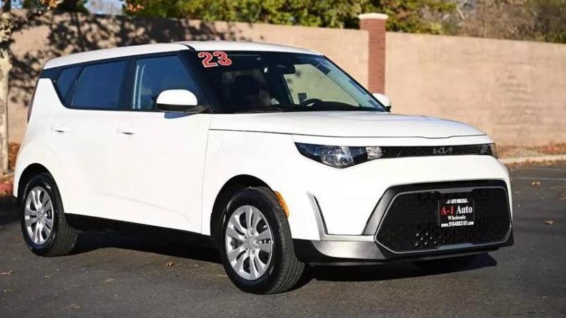 KIA SOUL 2023 KNDJ23AU7P7866216 image