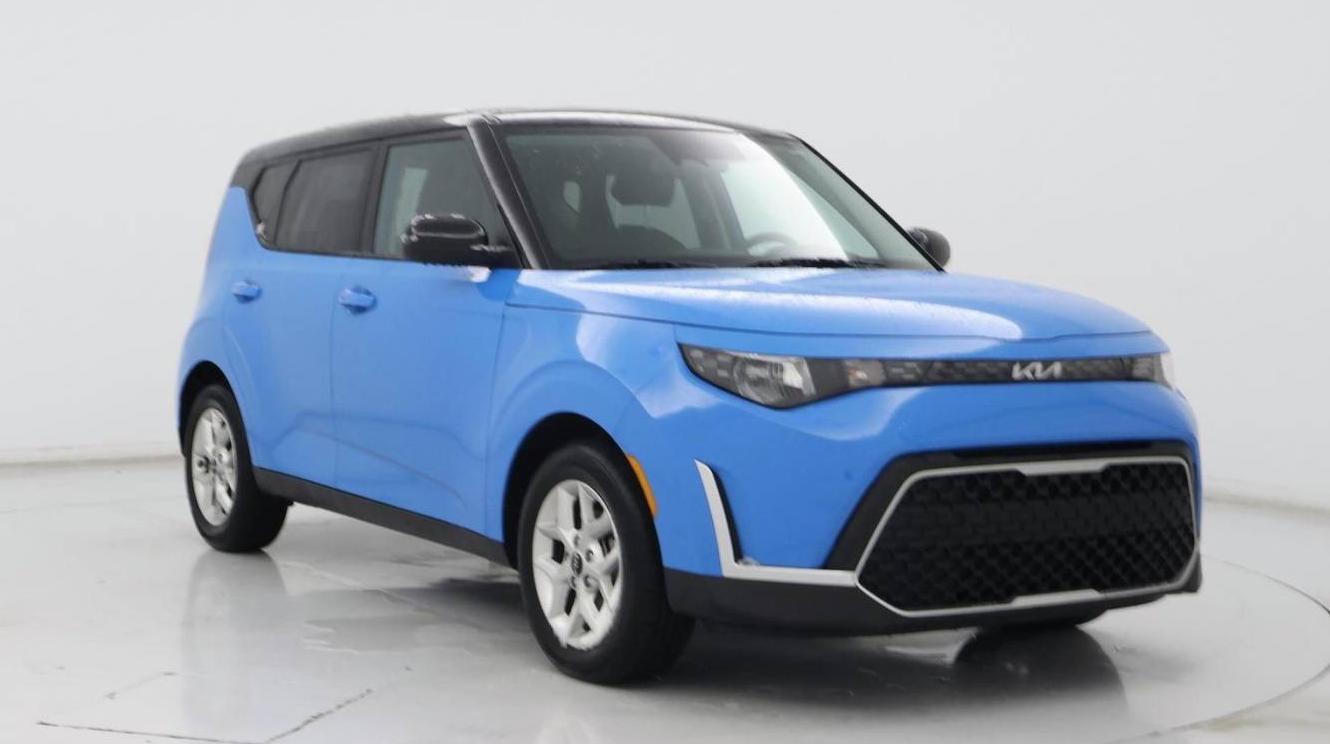 KIA SOUL 2023 KNDJ23AU4P7216016 image