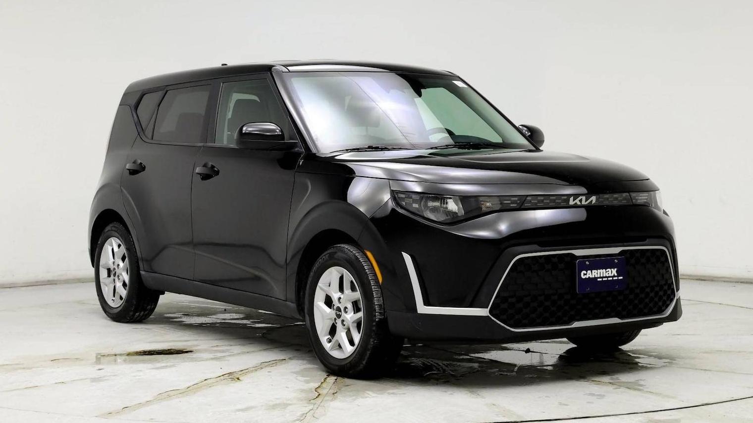 KIA SOUL 2023 KNDJ23AU4P7853391 image