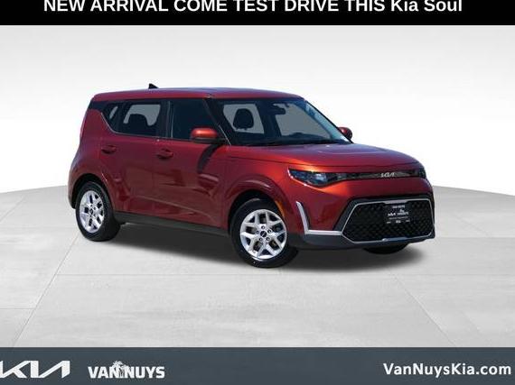 KIA SOUL 2023 KNDJ23AU1P7895369 image