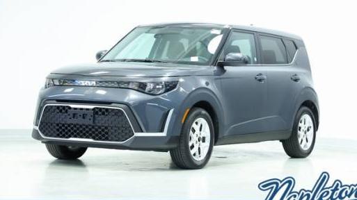 KIA SOUL 2023 KNDJ23AU4P7880221 image