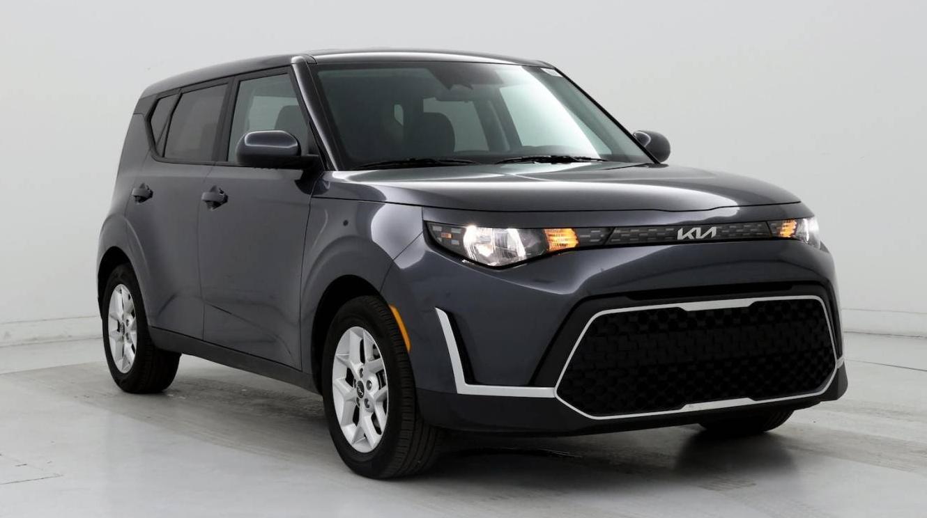 KIA SOUL 2023 KNDJ23AU4P7881742 image