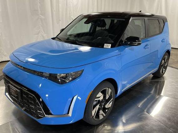 KIA SOUL 2023 KNDJ53AU2P7213588 image