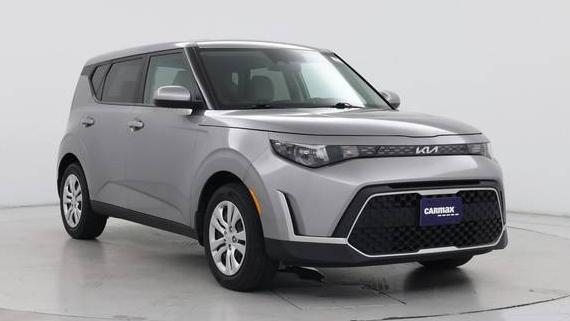 KIA SOUL 2023 KNDJ23AU2P7872165 image