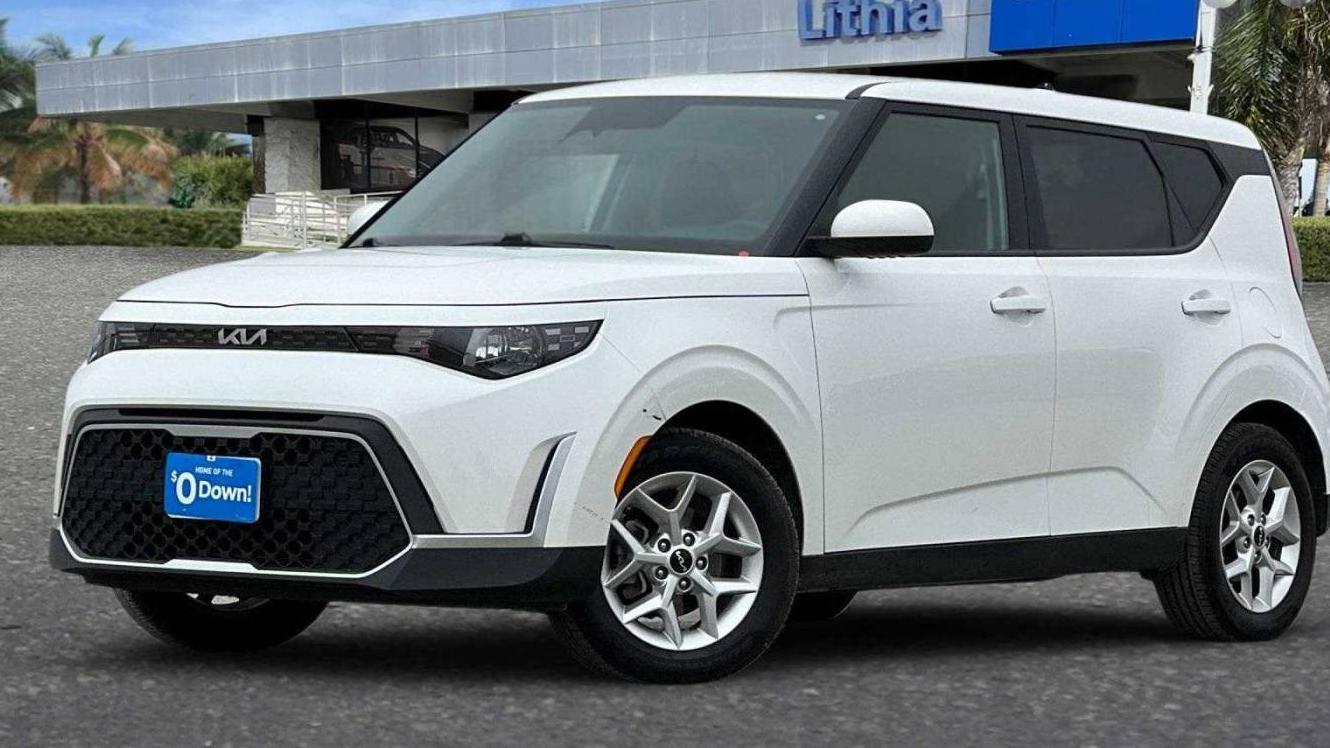 KIA SOUL 2023 KNDJ23AU0P7861567 image