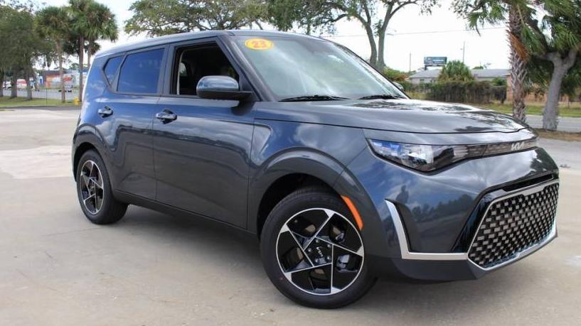 KIA SOUL 2023 KNDJ33AU1P7890945 image