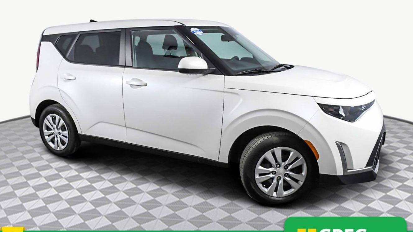 KIA SOUL 2023 KNDJ23AU7P7873442 image