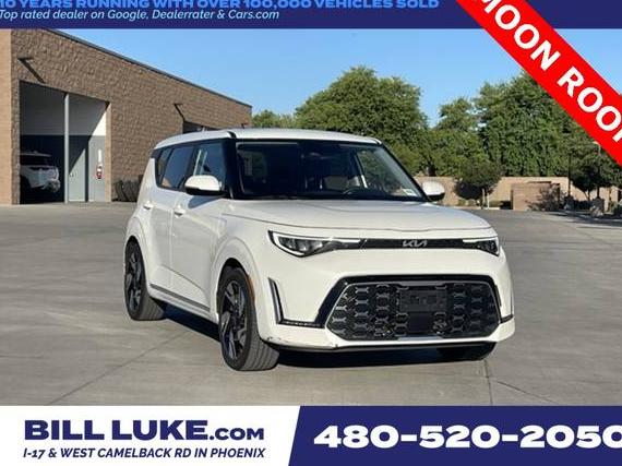 KIA SOUL 2023 KNDJ53AU2P7840131 image