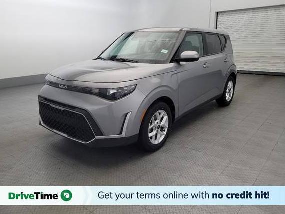 KIA SOUL 2023 KNDJ23AU2P7883019 image