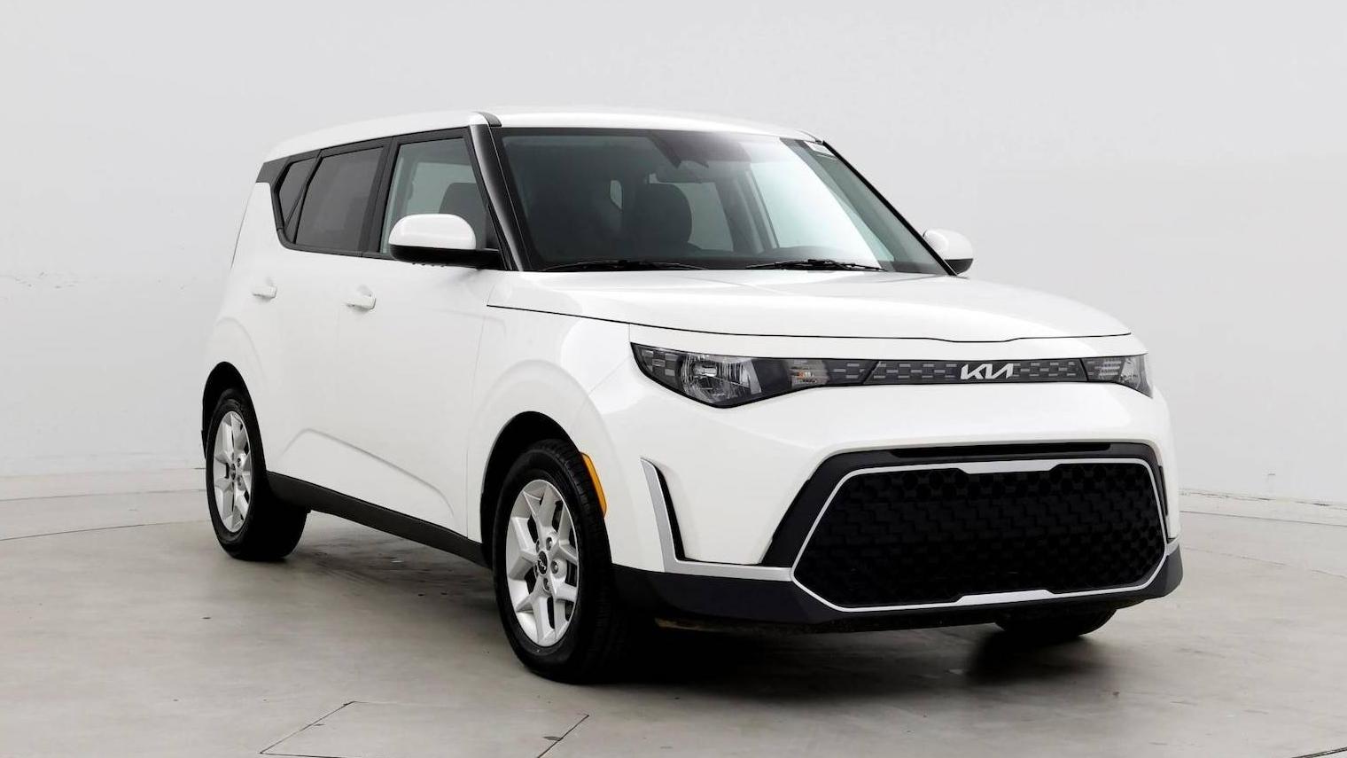 KIA SOUL 2023 KNDJ23AU6P7875988 image