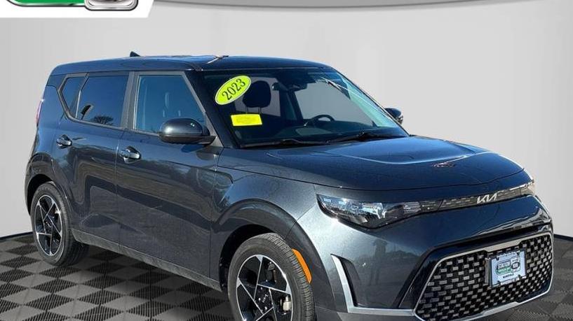 KIA SOUL 2023 KNDJ33AU6P7197045 image