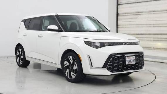 KIA SOUL 2023 KNDJ53AU7P7854896 image