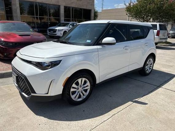 KIA SOUL 2023 KNDJ23AU6P7892919 image