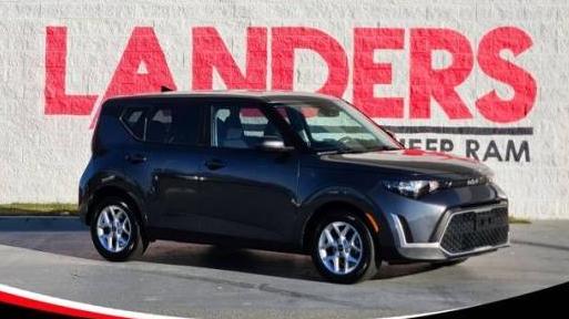 KIA SOUL 2023 KNDJ23AUXP7881289 image