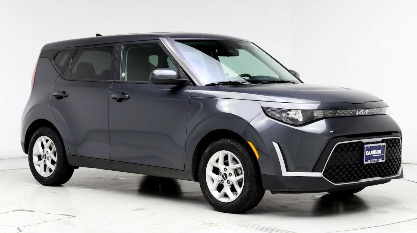 KIA SOUL 2023 KNDJ23AU4P7884429 image