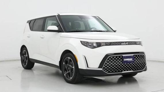 KIA SOUL 2023 KNDJ33AU8P7883829 image
