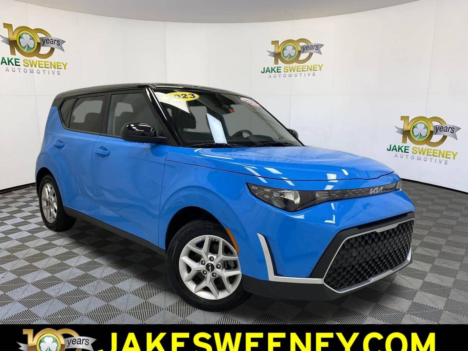 KIA SOUL 2023 KNDJ23AU8P7189550 image