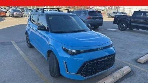 KIA SOUL 2023 KNDJ53AU6P7211102 image