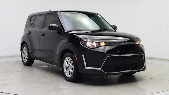 KIA SOUL 2023 KNDJ23AU0P7838662 image