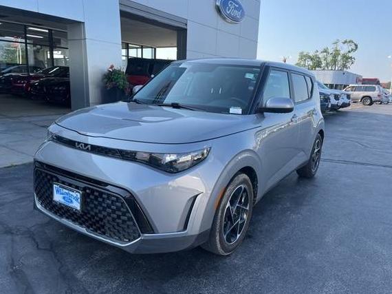 KIA SOUL 2023 KNDJ33AU4P7855302 image