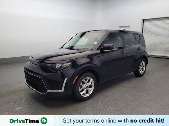 KIA SOUL 2023 KNDJ23AU2P7876166 image