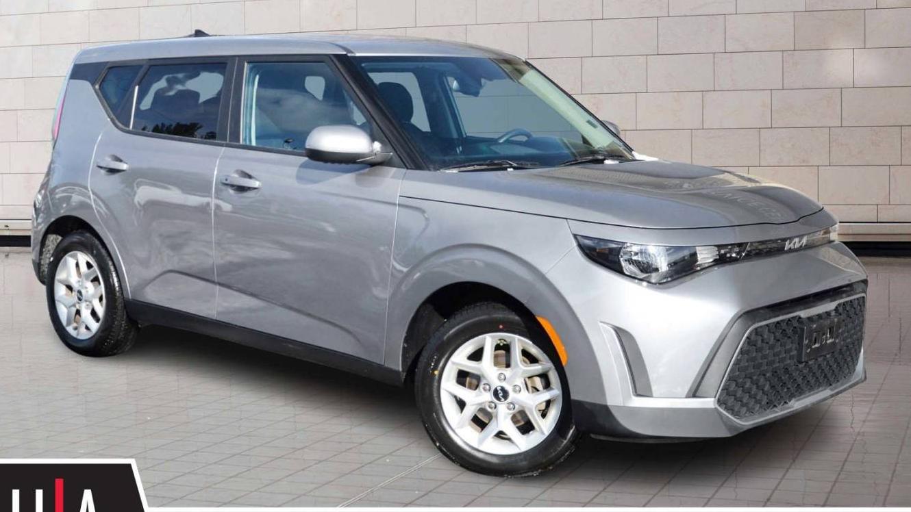 KIA SOUL 2023 KNDJ23AU9P7849725 image