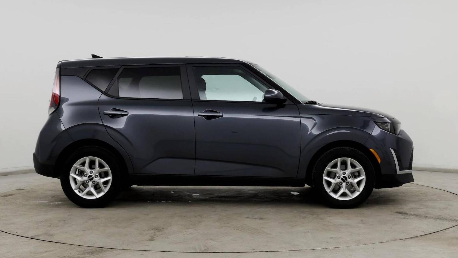 KIA SOUL 2023 KNDJ23AU9P7213144 image