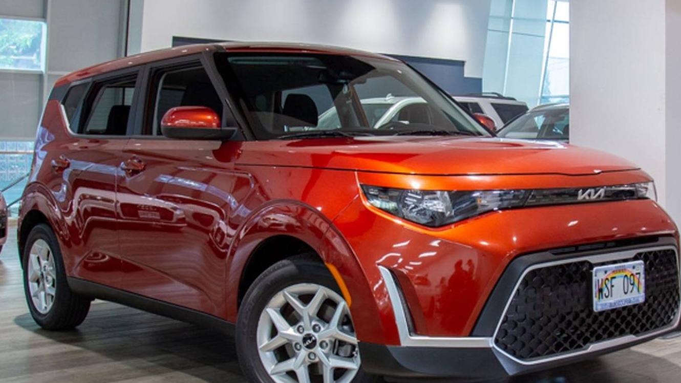 KIA SOUL 2023 KNDJ23AU1P7849833 image