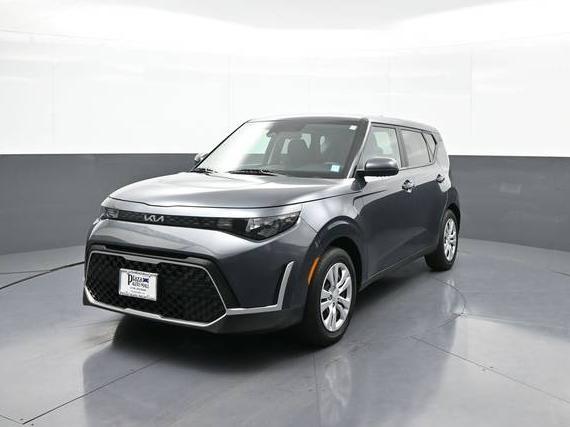 KIA SOUL 2023 KNDJ23AU0P7187338 image