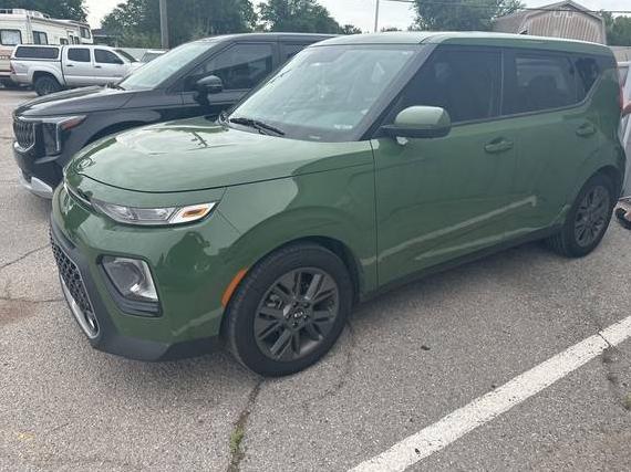 KIA SOUL 2021 KNDJ33AU6M7144079 image