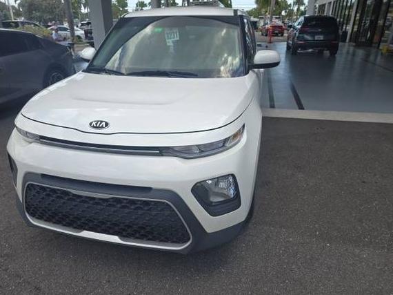 KIA SOUL 2021 KNDJ23AUXM7139955 image