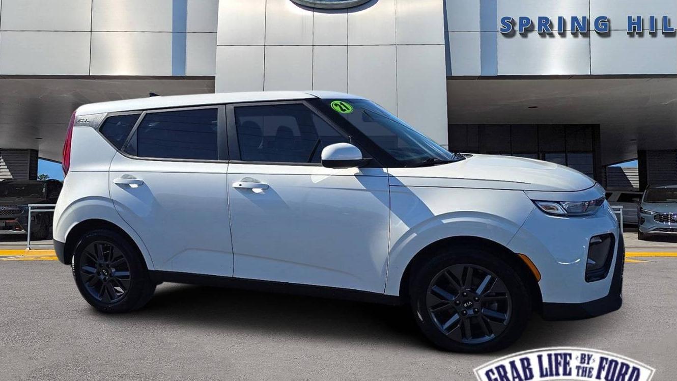 KIA SOUL 2021 KNDJ33AU9M7744143 image
