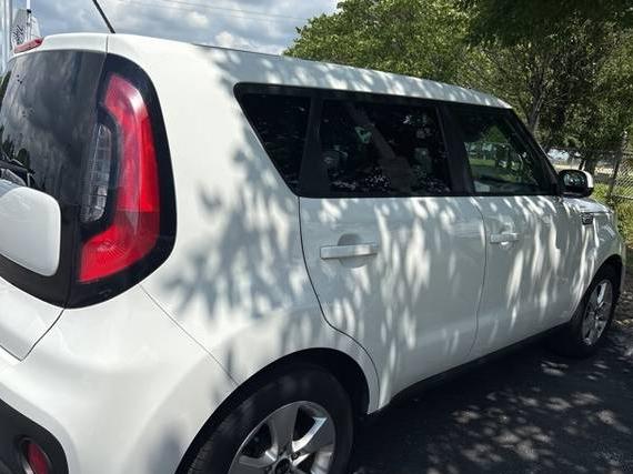 KIA SOUL 2017 KNDJN2A2XH7473540 image