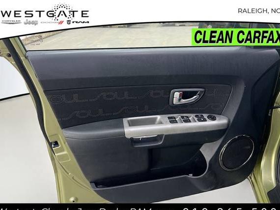 KIA SOUL 2012 KNDJT2A64C7393667 image