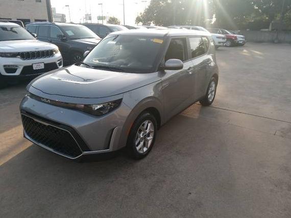KIA SOUL 2024 KNDJ23AU7R7912856 image