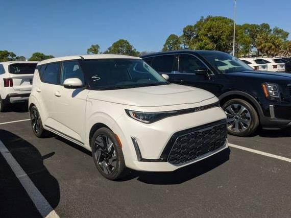 KIA SOUL 2024 KNDJ53AU3R7911940 image