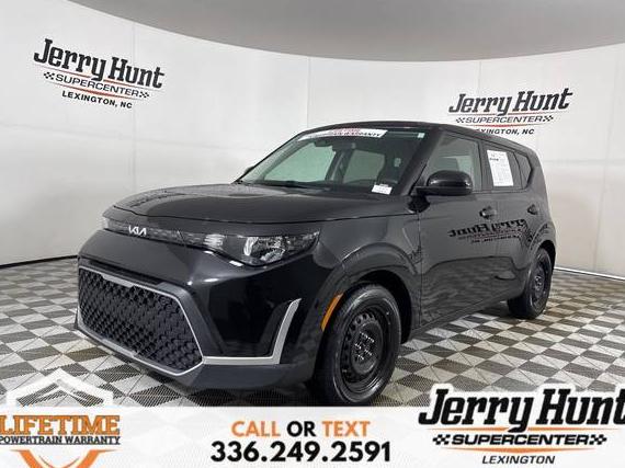 KIA SOUL 2024 KNDJ23AU1R7228241 image