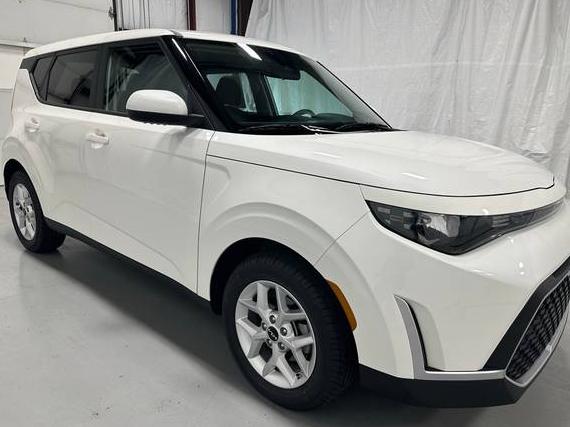 KIA SOUL 2024 KNDJ23AU7R7902733 image