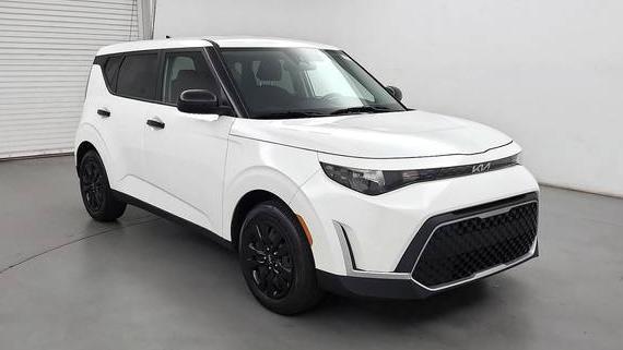 KIA SOUL 2024 KNDJ23AU3R7242674 image