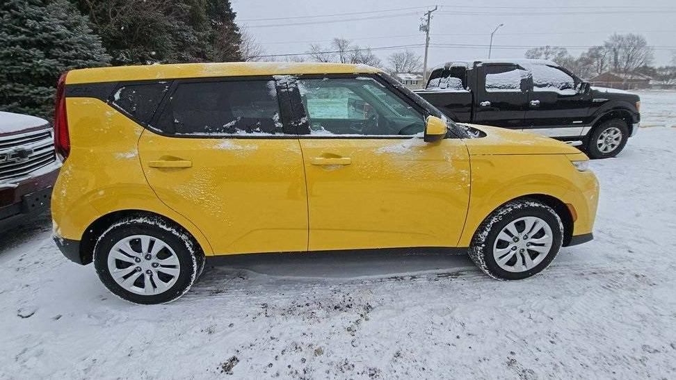 KIA SOUL 2020 KNDJ23AU3L7074462 image