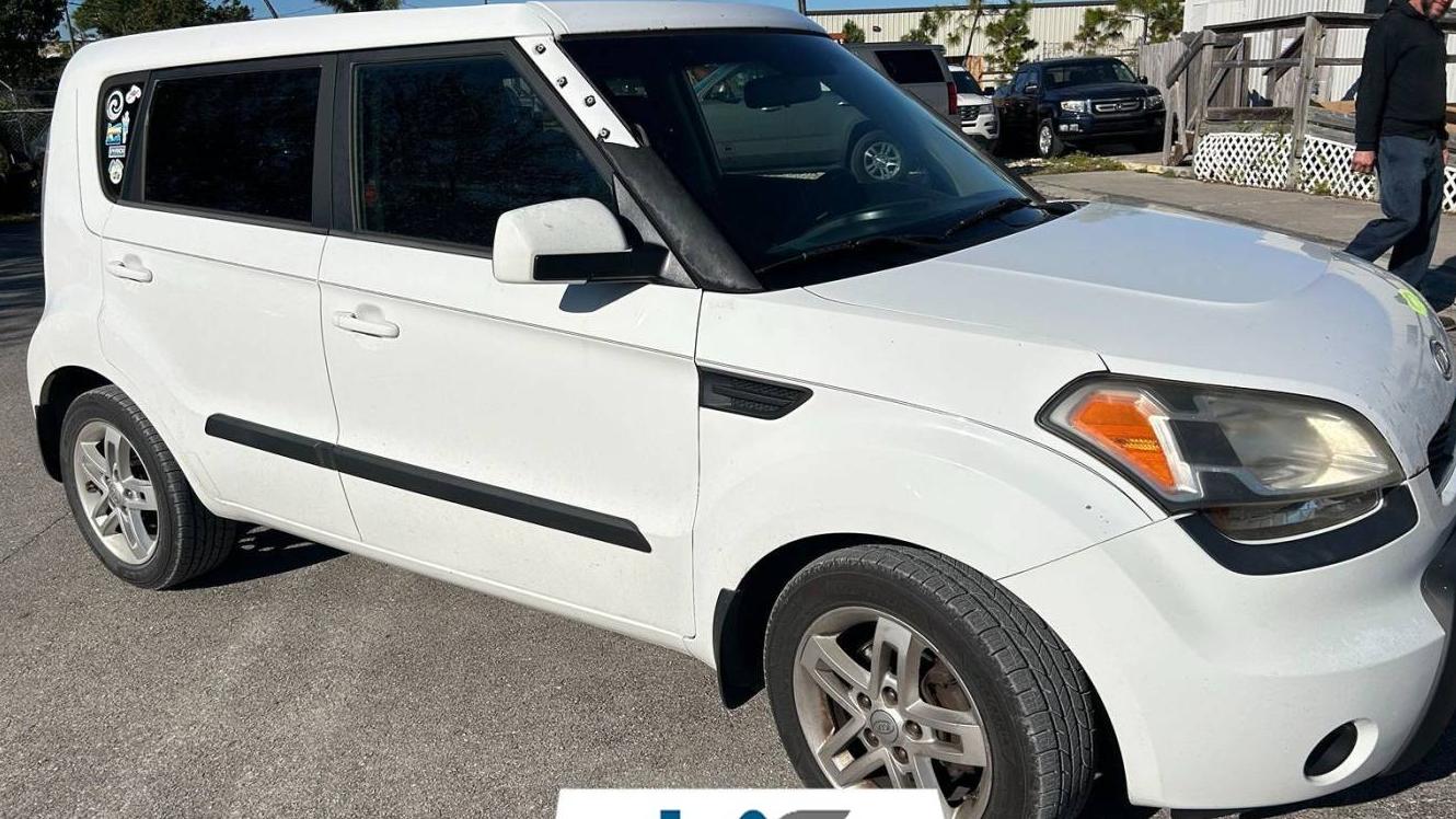 KIA SOUL 2011 KNDJT2A29B7316241 image