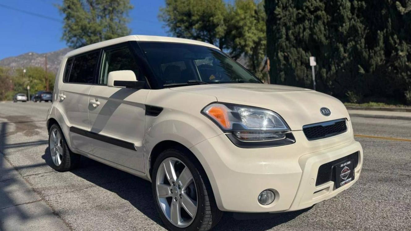 KIA SOUL 2011 KNDJT2A2XB7731956 image