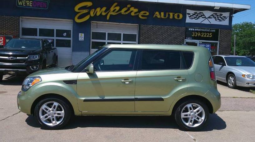 KIA SOUL 2011 KNDJT2A28B7328221 image