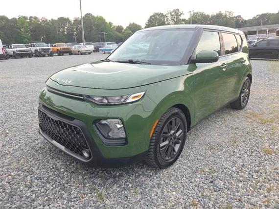KIA SOUL 2022 KNDJ33AU9N7156356 image