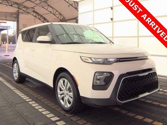 KIA SOUL 2022 KNDJ23AU8N7177699 image