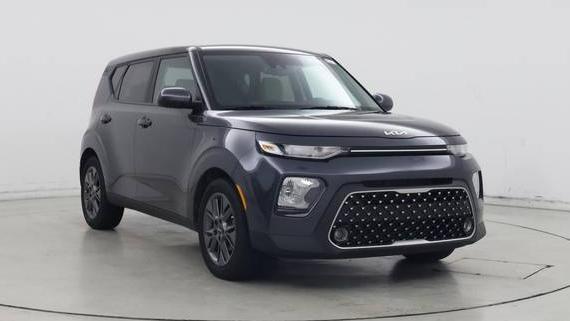 KIA SOUL 2022 KNDJ33AU8N7797935 image