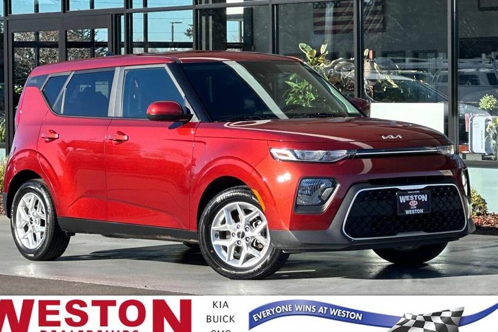 KIA SOUL 2022 KNDJ23AU0N7816447 image