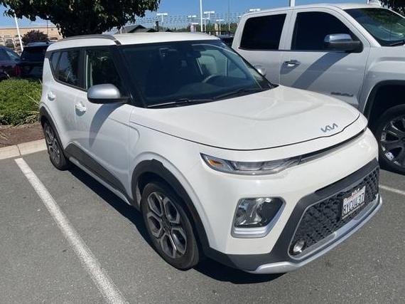 KIA SOUL 2022 KNDJ23AU1N7151218 image
