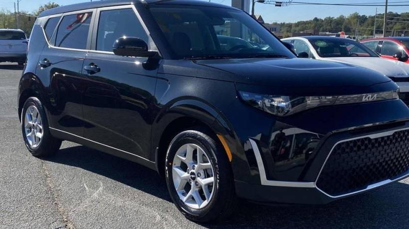 KIA SOUL 2025 KNDJ23AU6S7930870 image